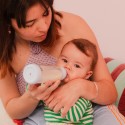 Стеклянная бутылочка Bibs 240 мл с латексной соской цвет: blush