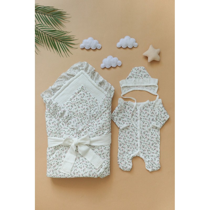 Муслиновый комплект на выписку и прогулки 4 предмета цвет: розочки 0404/молочно-зеленый