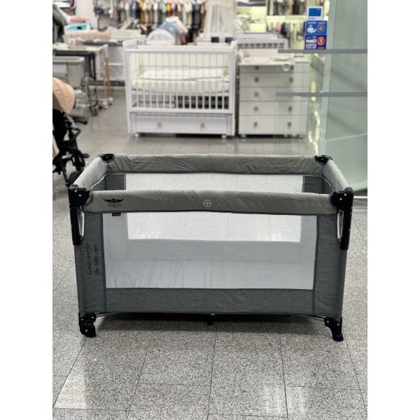 Манеж-кроватка с опускающейся стенкой Martin noir Nearby цвет: etna graphite