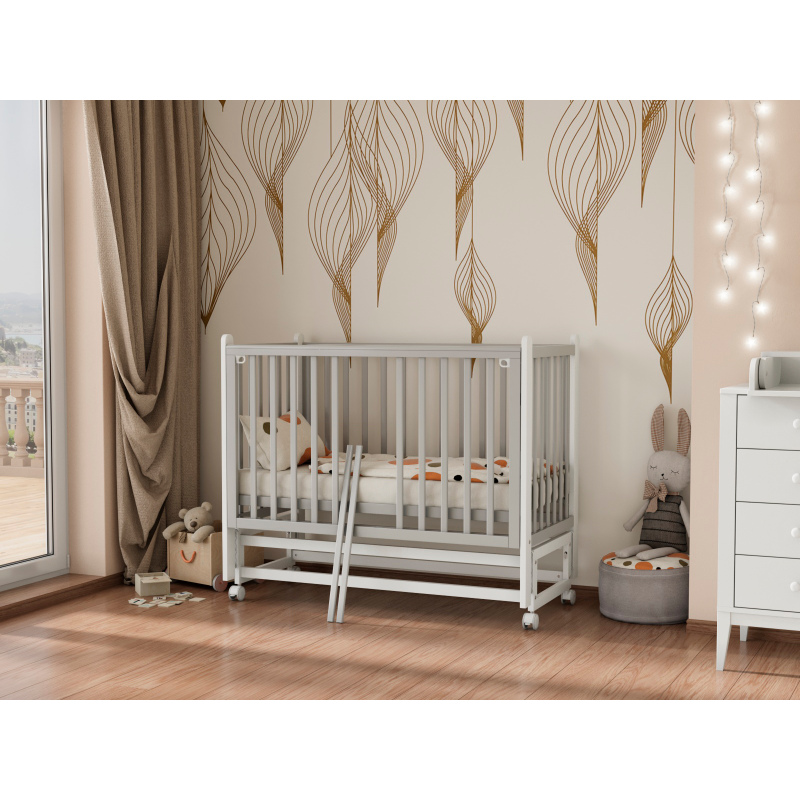 Кроватка детская Lunna Lika с маятником и колесами + быстросъемная стенка цвет:  серый /стойки белые