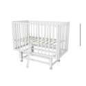 Кроватка детская Lunna Rita Lux с автостенкой, маятником и колесами + матрас с наматрасником цвет: белый