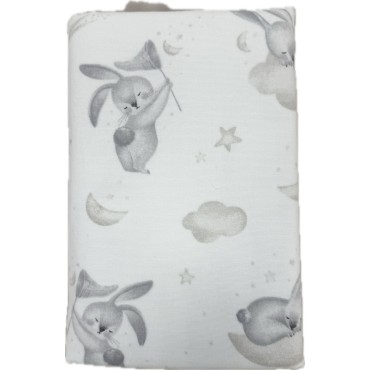 Непромокаемая многоразовая пеленка из фланели 60*90 см цвет: зайки на облаках