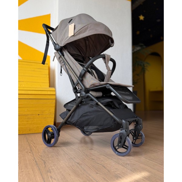 Коляска прогулочная Pituso Pera Plus цвет: Tuareg Beige/gold